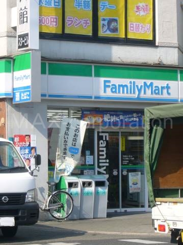 ファミリーマート十三本町2丁目