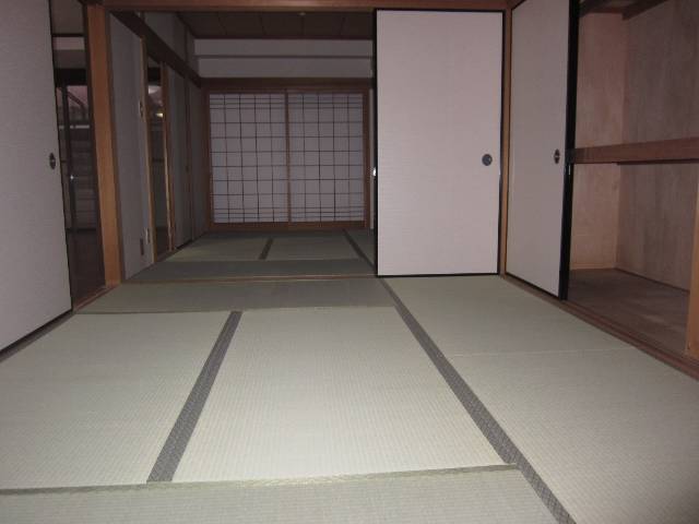 内装６
