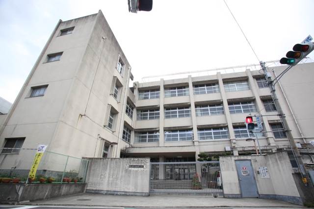 東大阪市立楠根東小学校